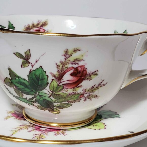 Royal Chelsea Teacup and Saucer Moss Rose Pink Vintage - Picture 3 of 10